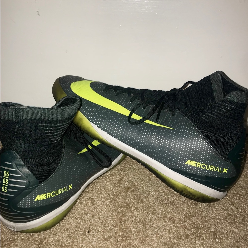 Nike indoor soccer shoes